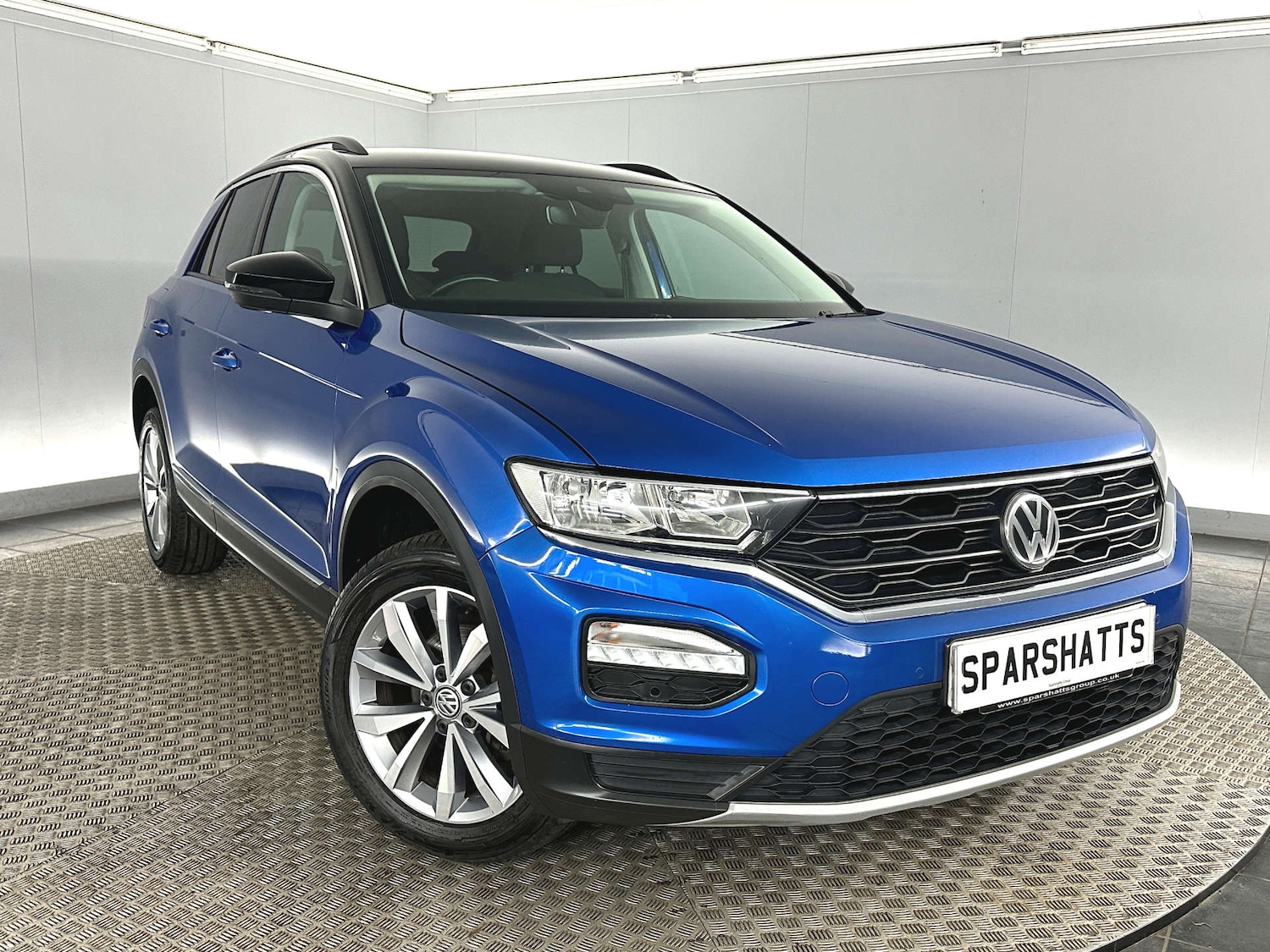 Used Volkswagen T-Roc 2020 for sale - 77590815: Photo 1