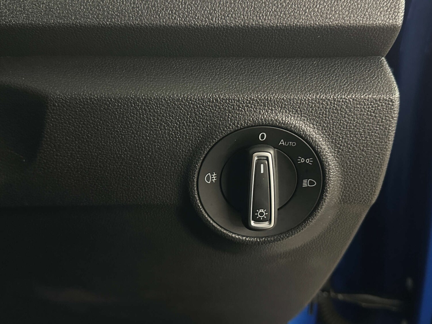 Used Volkswagen T-Roc 2020 for sale - 77590815: Photo 24