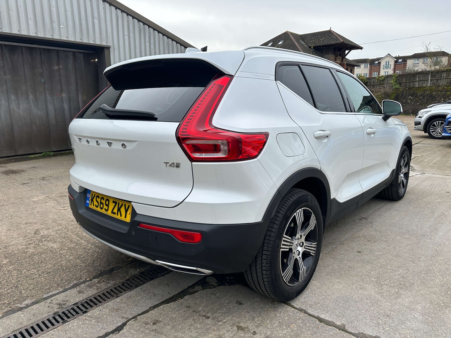 Used Volvo XC40 2020 for sale - 77903100: Photo 3