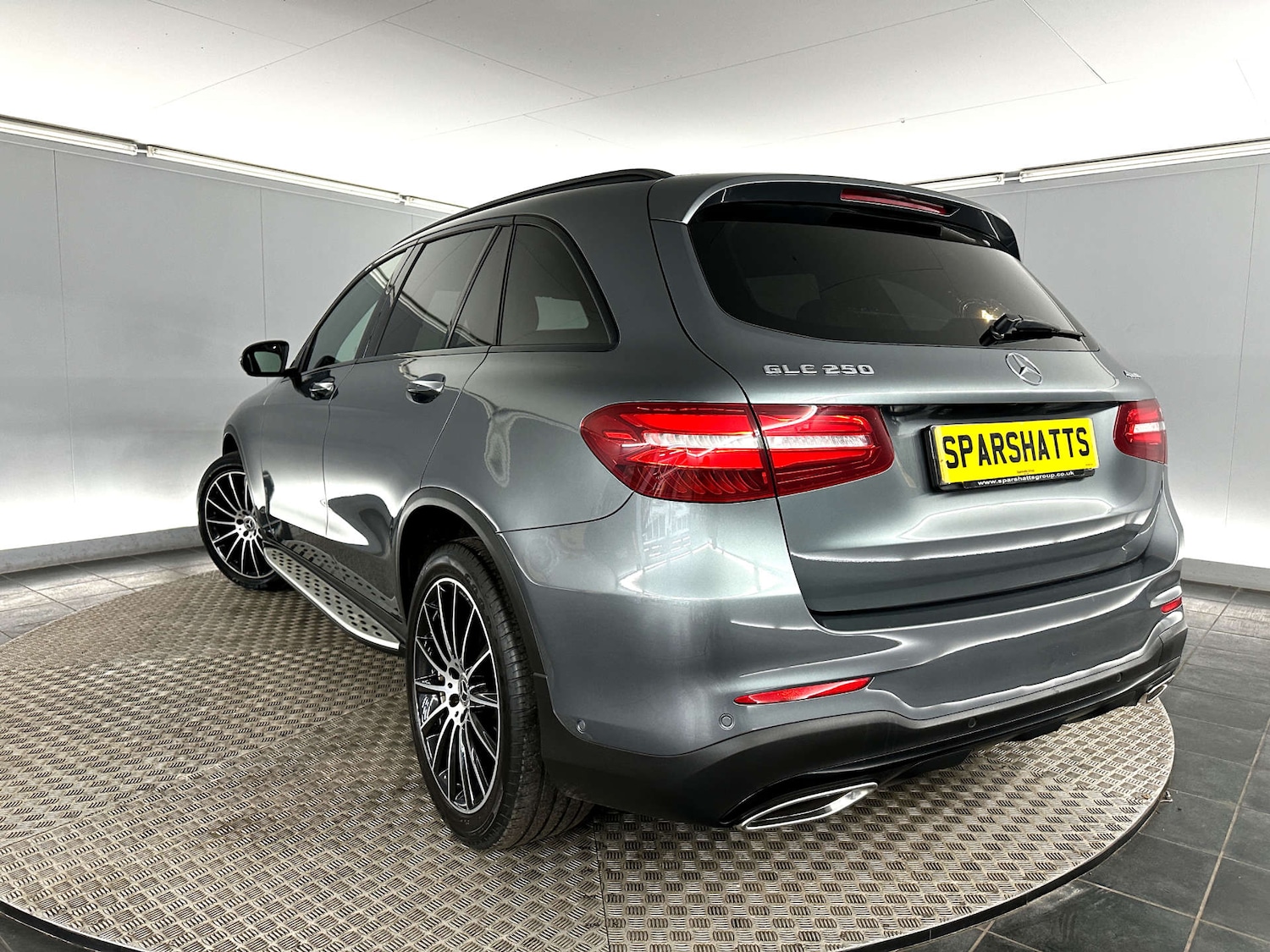 Used Mercedes-Benz GLC 2019 for sale - 77759667: Photo 5