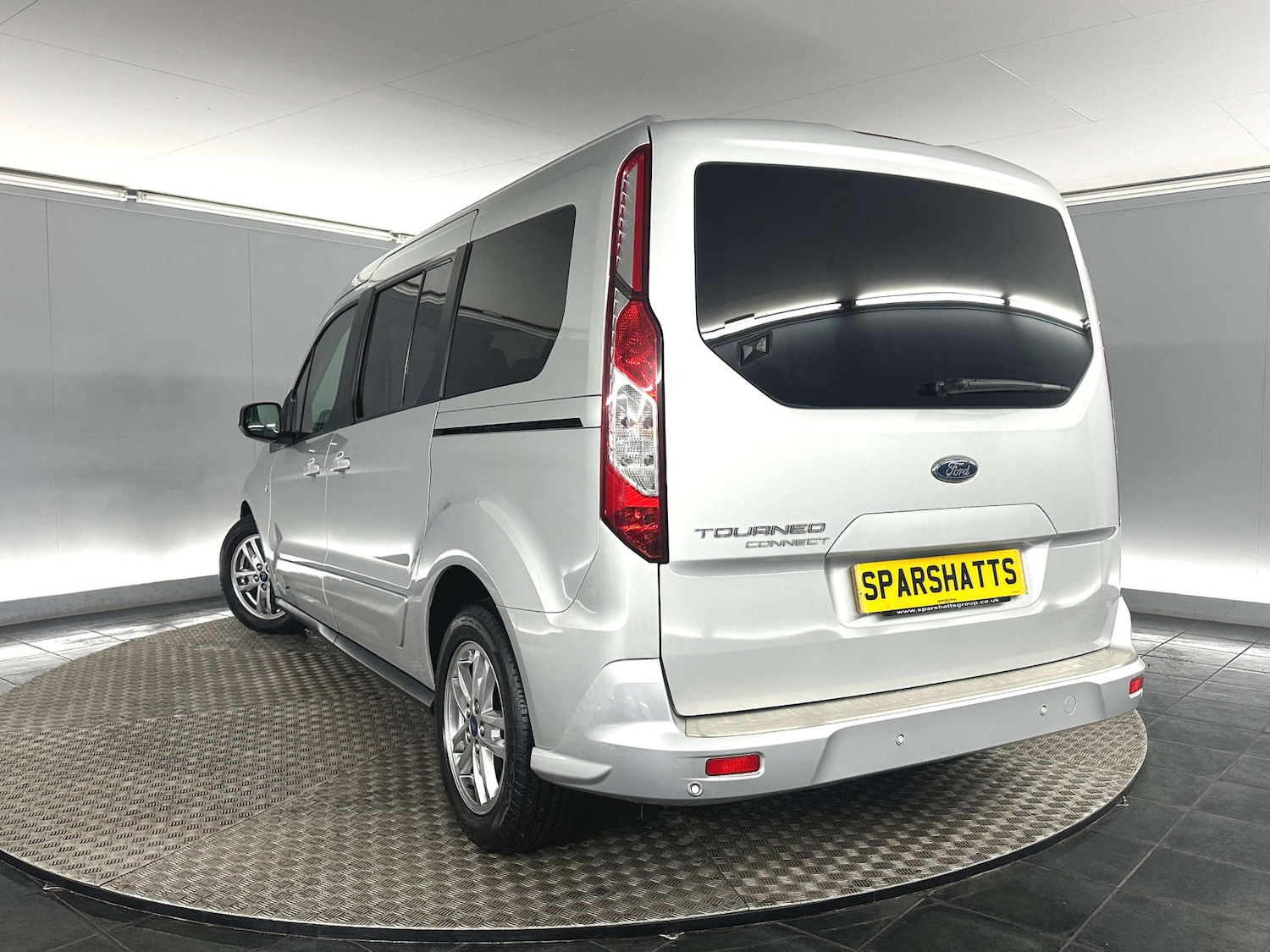 Used Ford Grand Tourneo Connect 2019 for sale - 77590720: Photo 5