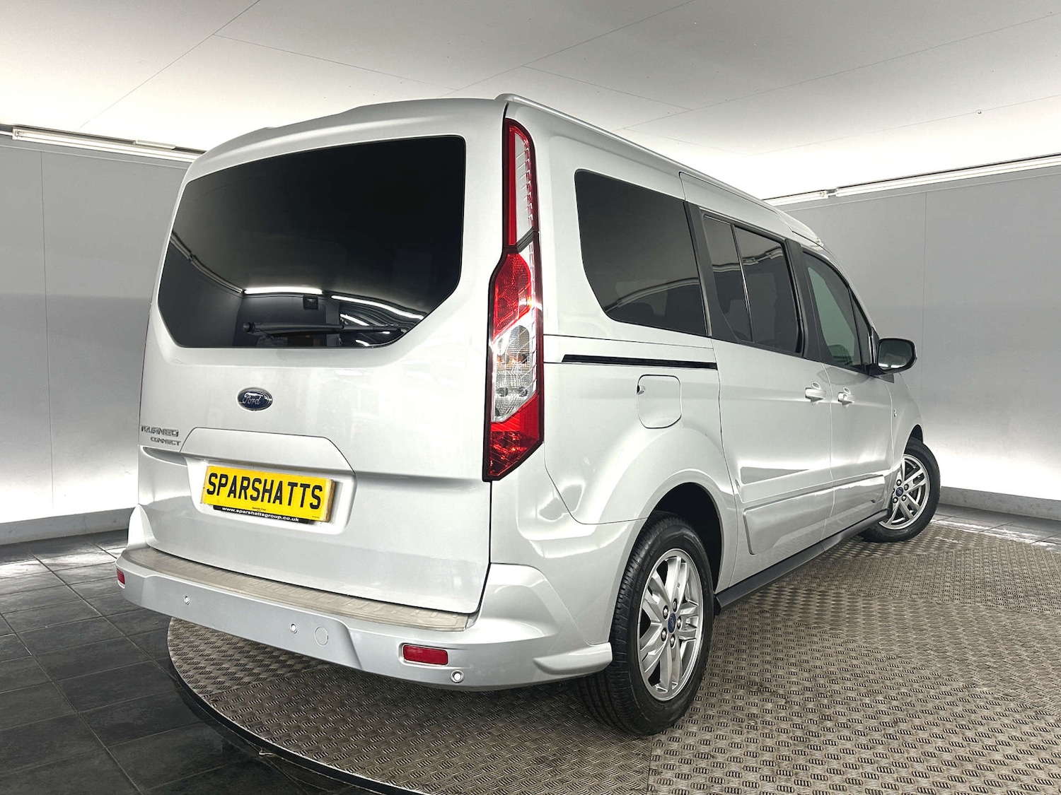 Used Ford Grand Tourneo Connect 2019 for sale - 77590720: Photo 7