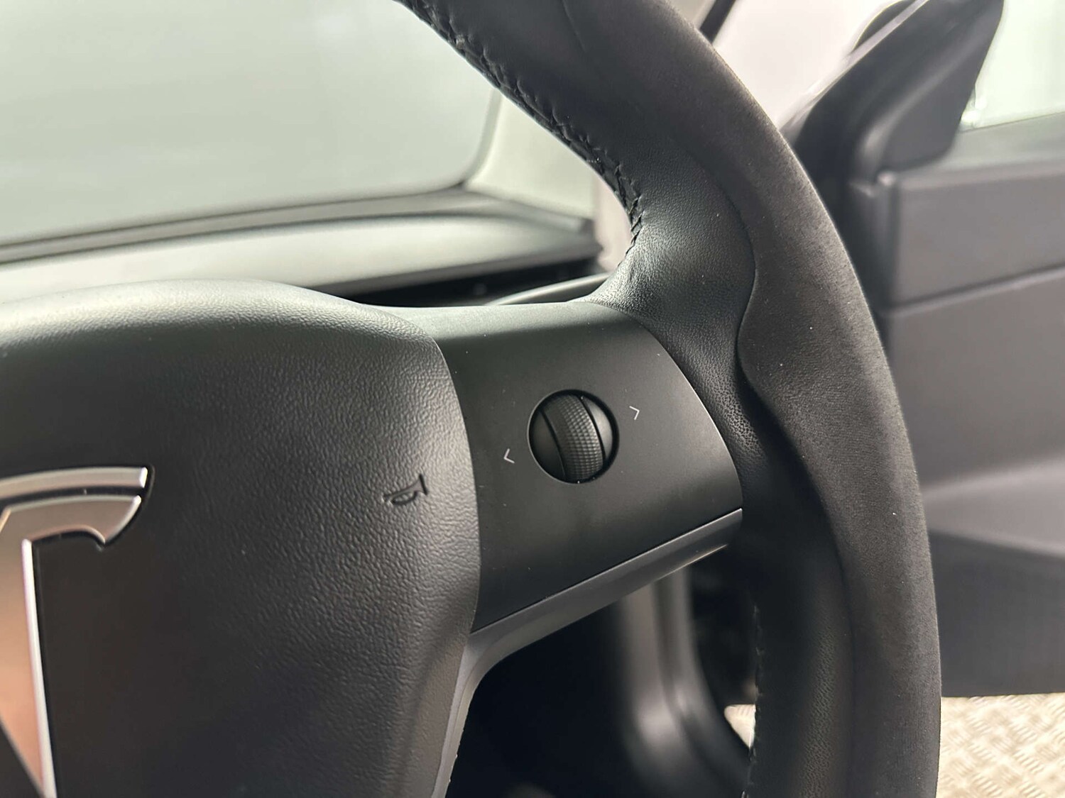 Used Tesla Model 3 2019 for sale - 77590799: Photo 20