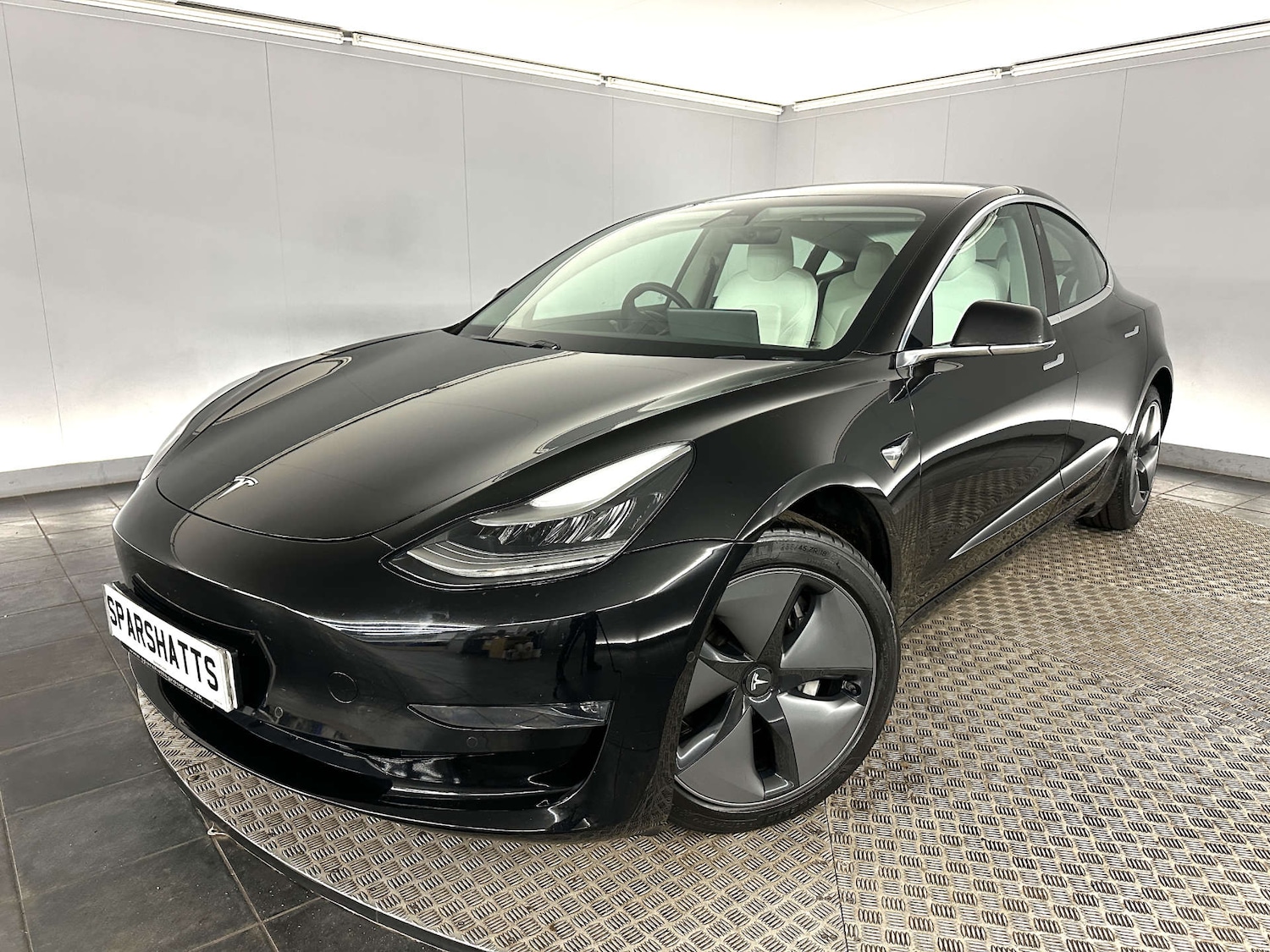 Used Tesla Model 3 2019 for sale - 77590799: Photo 6