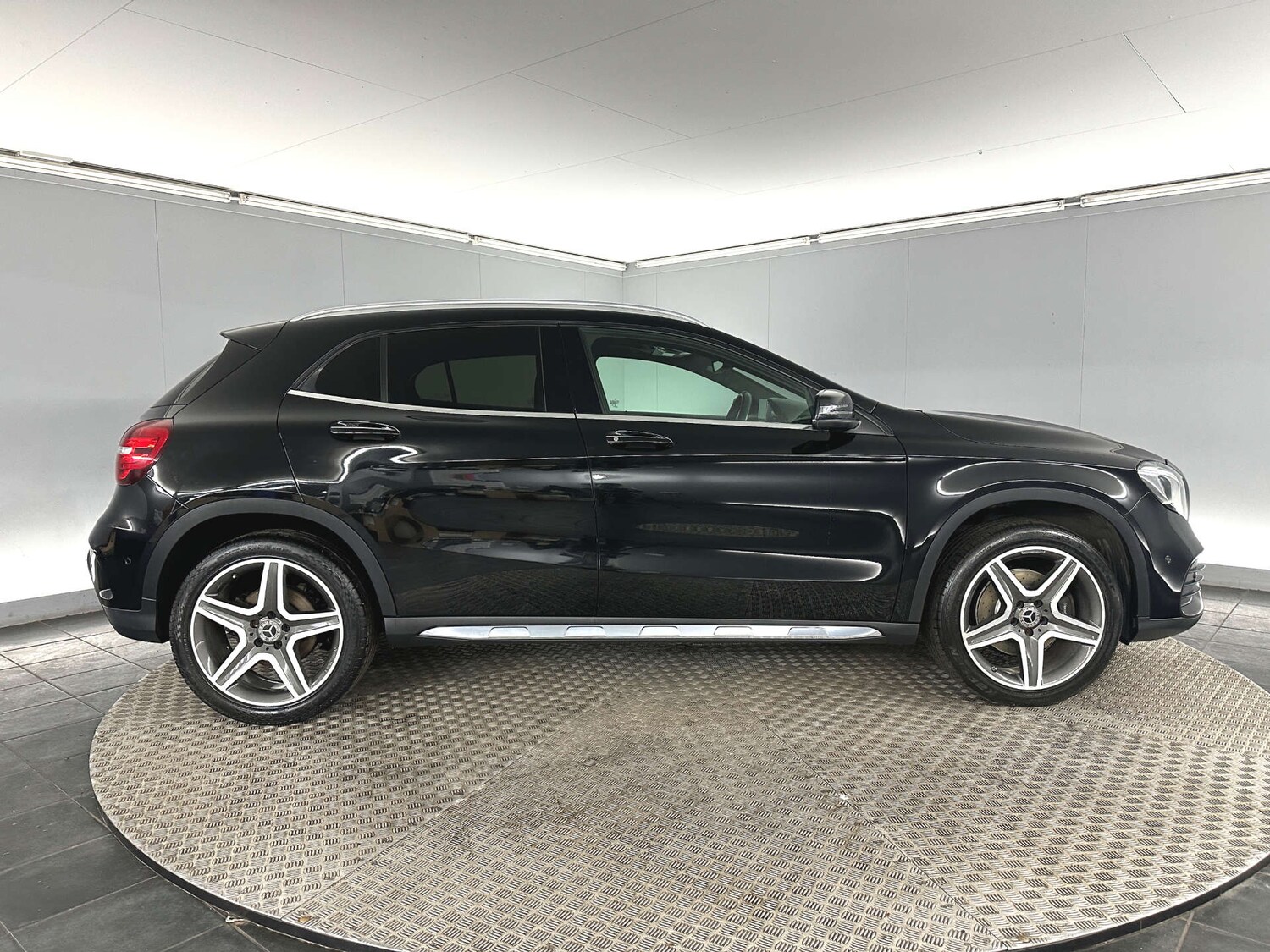 Used Mercedes-Benz GLA 2018 for sale - 77590796: Photo 11