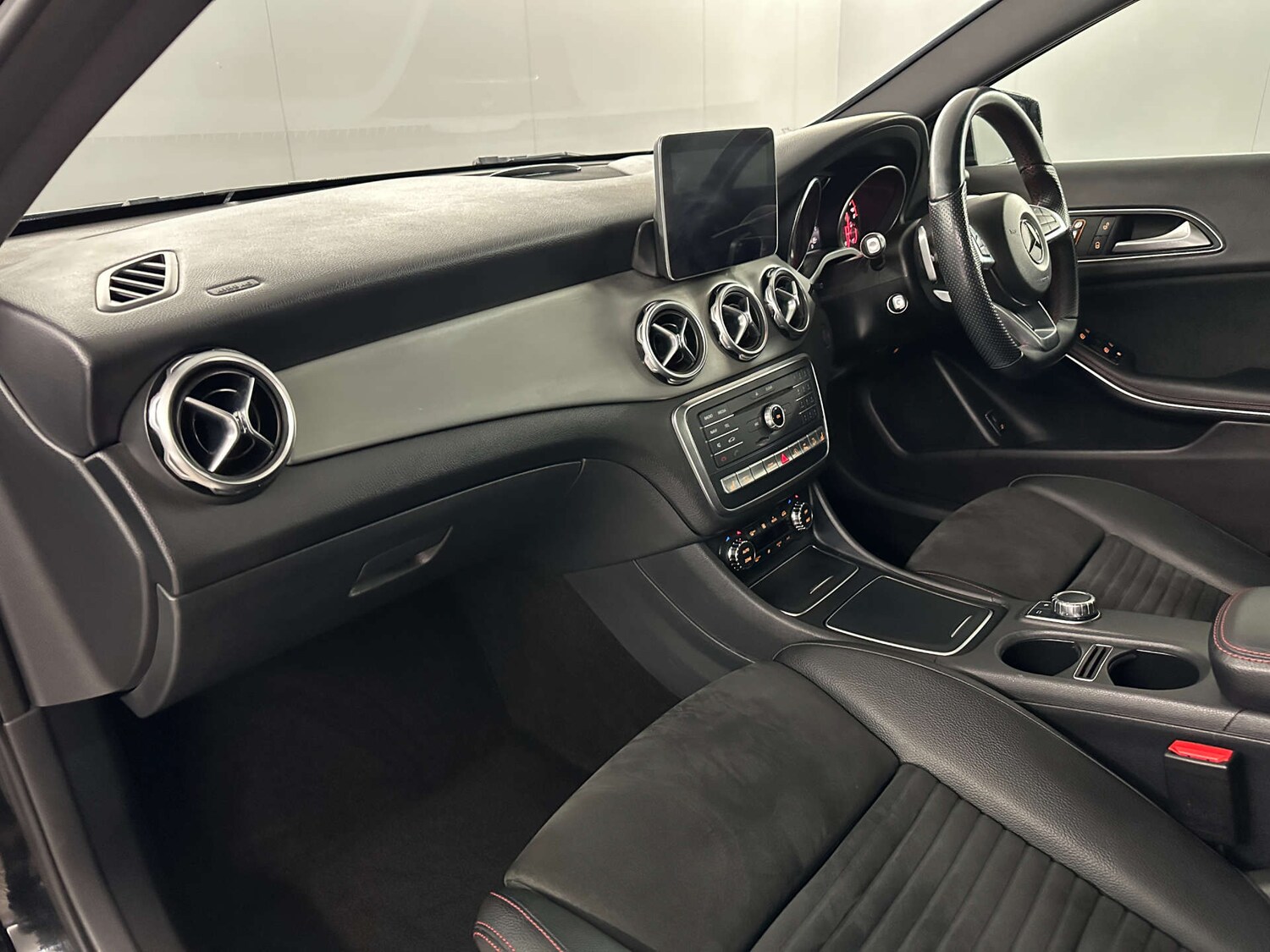 Used Mercedes-Benz GLA 2018 for sale - 77590796: Photo 13