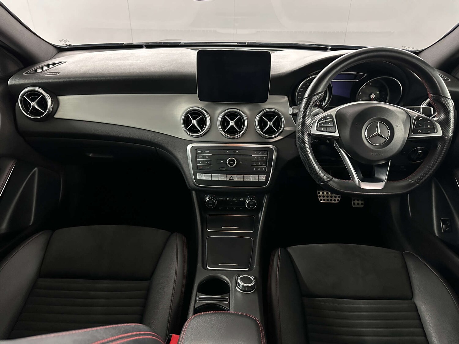 Used Mercedes-Benz GLA 2018 for sale - 77590796: Photo 16