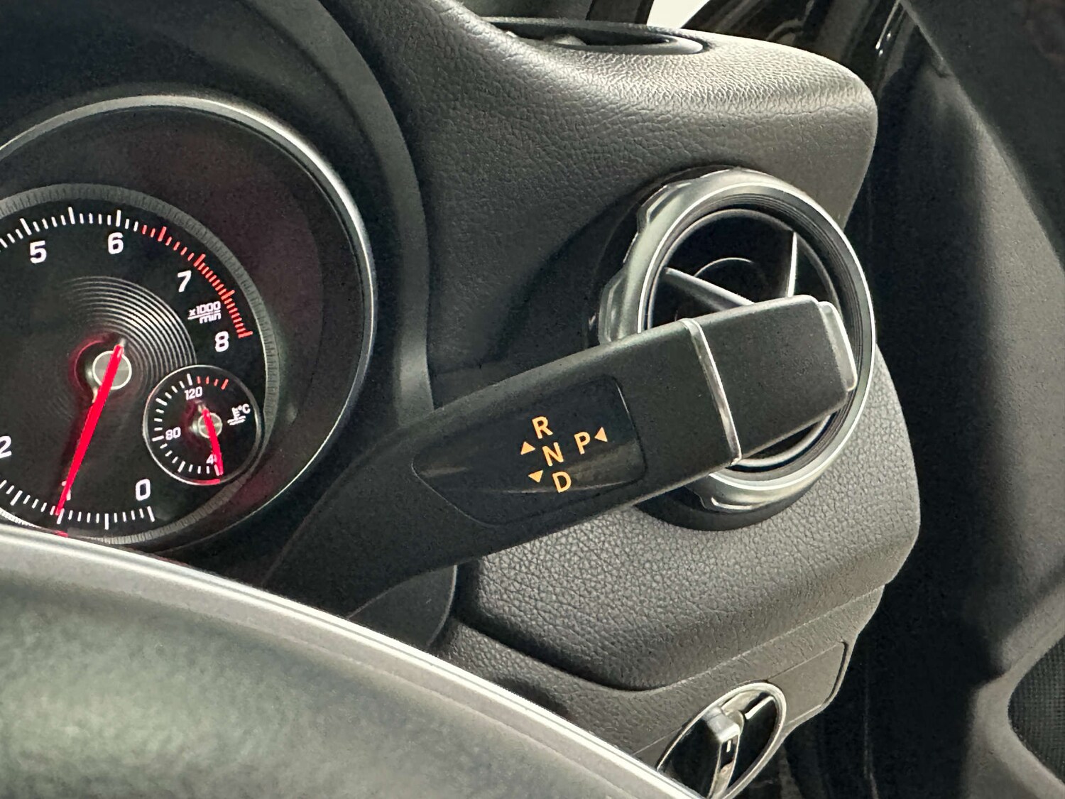 Used Mercedes-Benz GLA 2018 for sale - 77590796: Photo 26