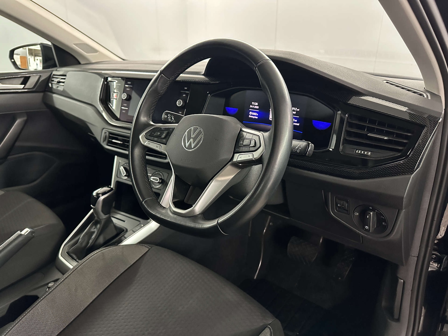 Used Volkswagen Polo 2024 for sale - 77590733: Photo 9