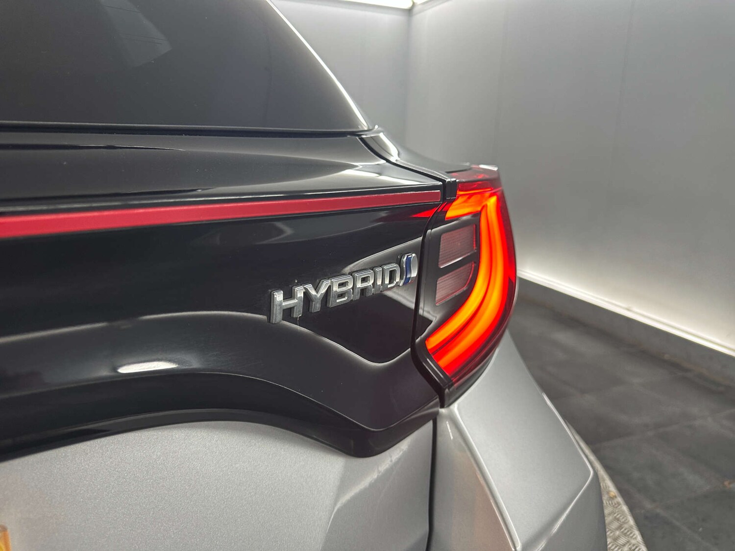 Used Toyota Yaris 2022 for sale - 77759707: Photo 31