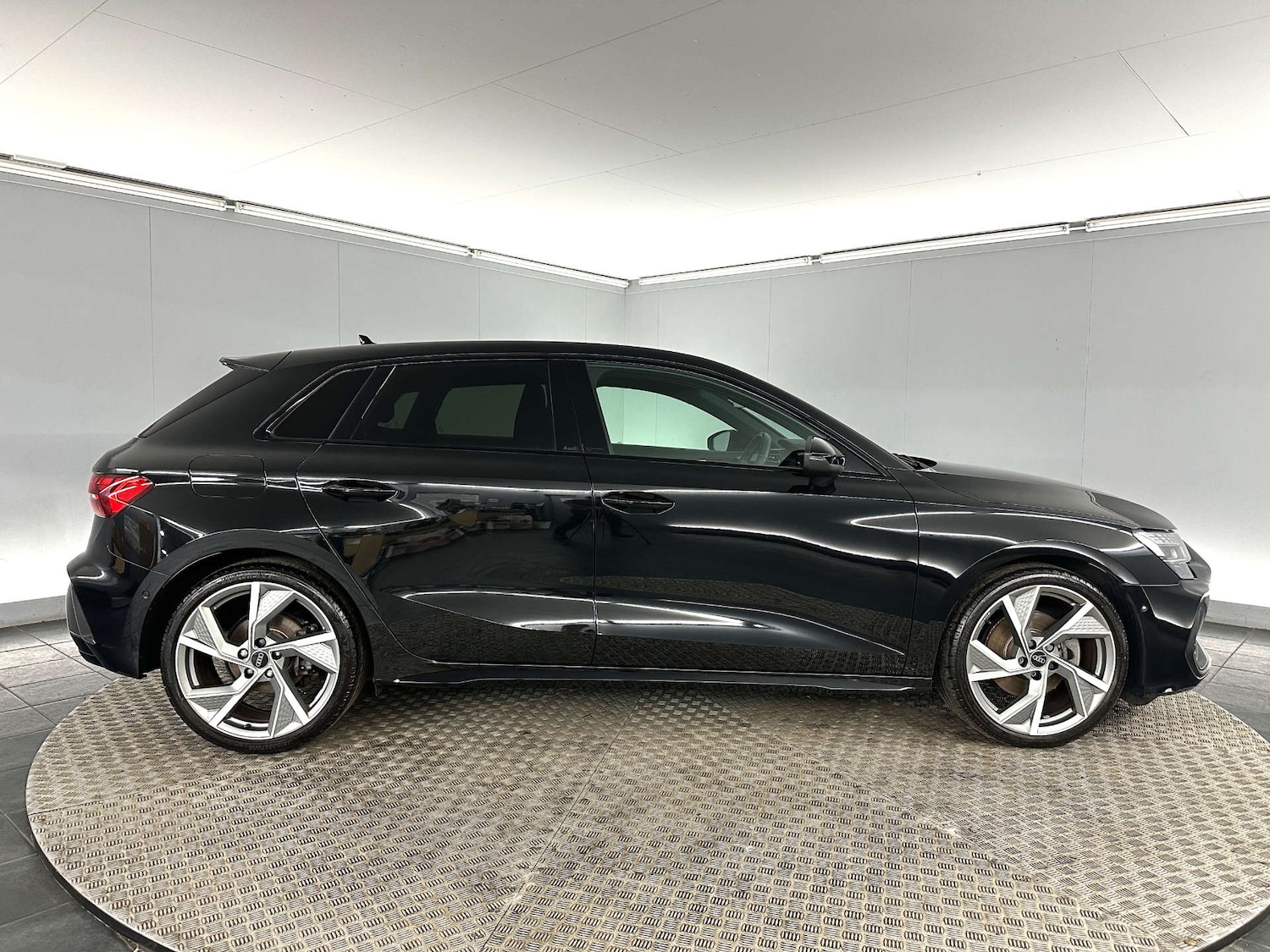 Used Audi A3 2024 for sale - 77735097: Photo 8