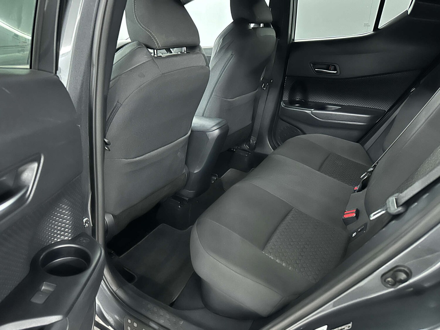 Used Toyota C-HR 2022 for sale - 77590730: Photo 13