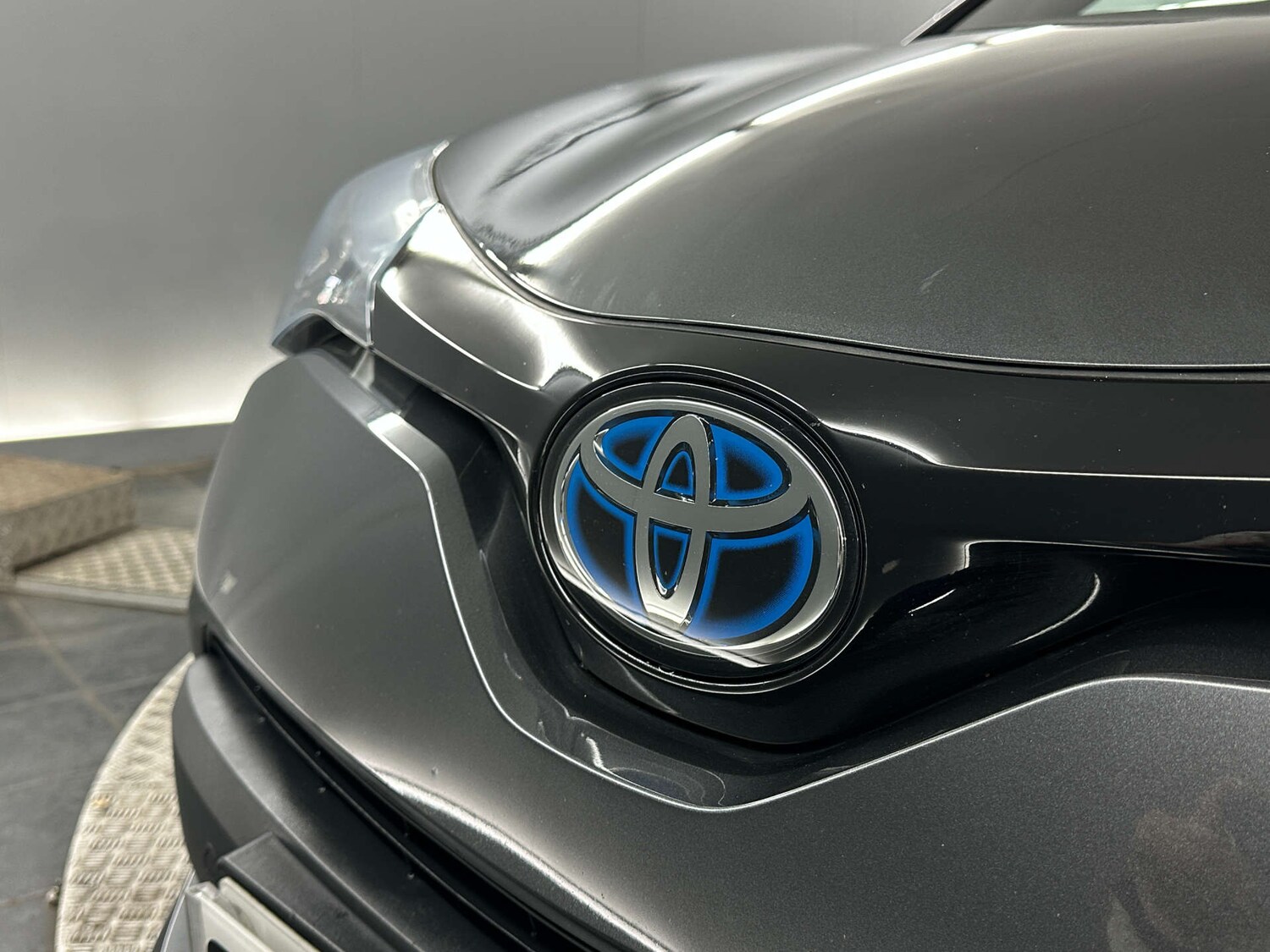 Used Toyota C-HR 2022 for sale - 77590730: Photo 34