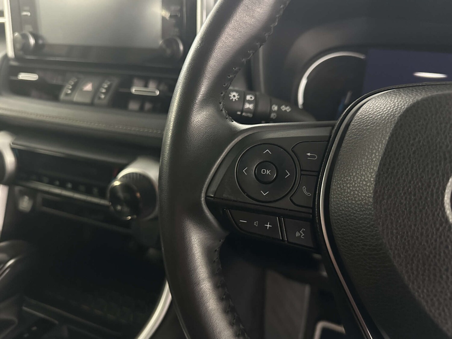 Used Toyota RAV4 2021 for sale - 77759653: Photo 21