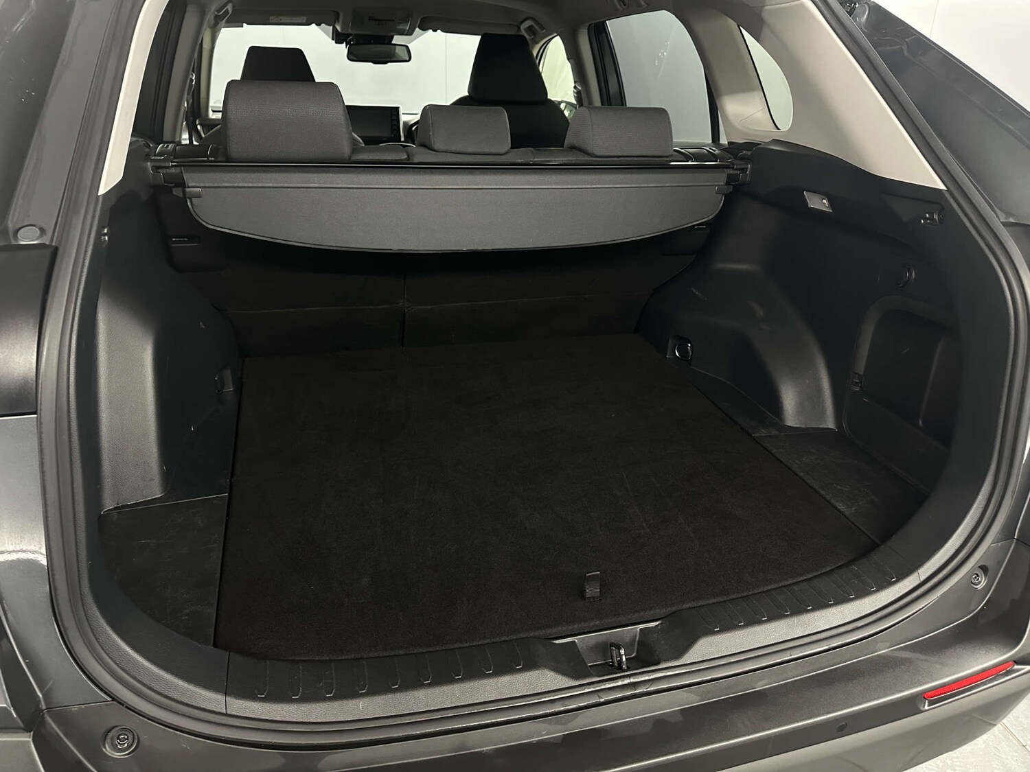 Used Toyota RAV4 2021 for sale - 77759653: Photo 42