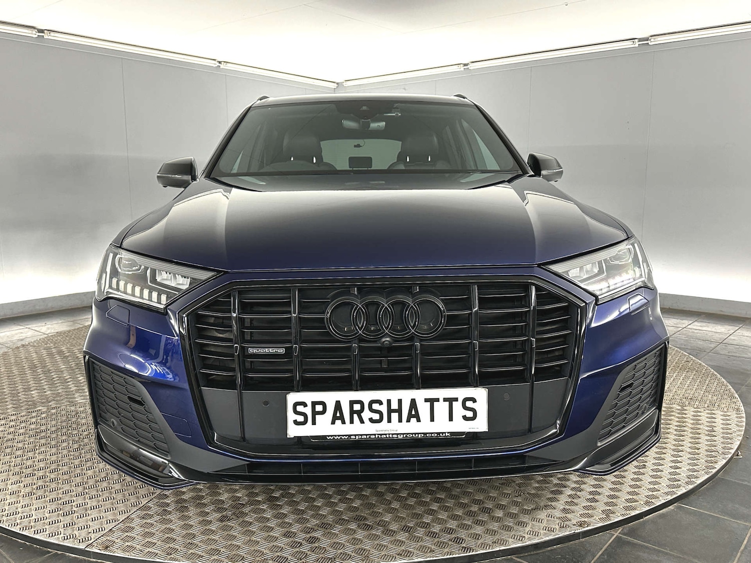 Used Audi Q7 2023 for sale - 77590717: Photo 2