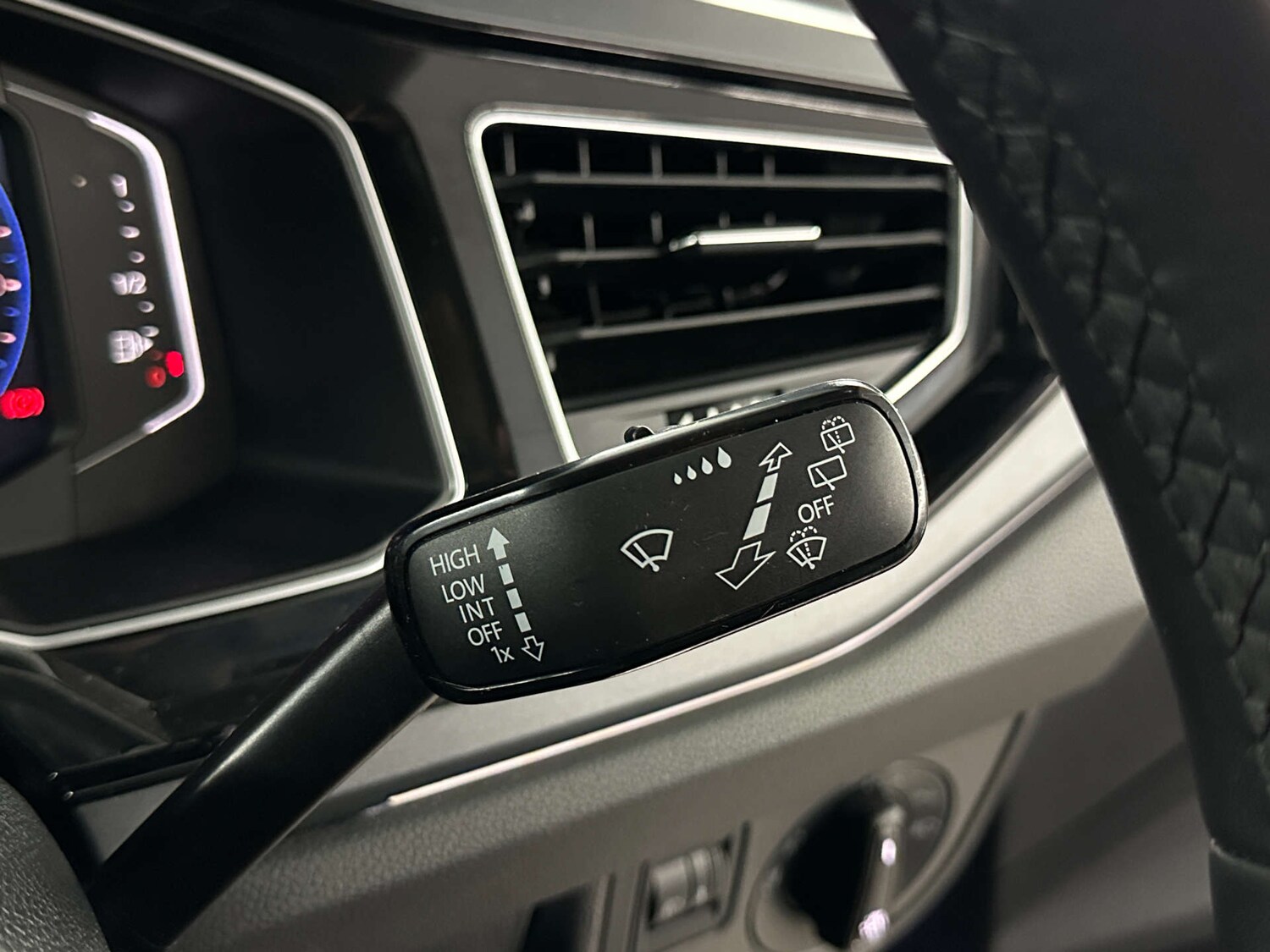 Used Volkswagen Polo 2023 for sale - 77759704: Photo 23