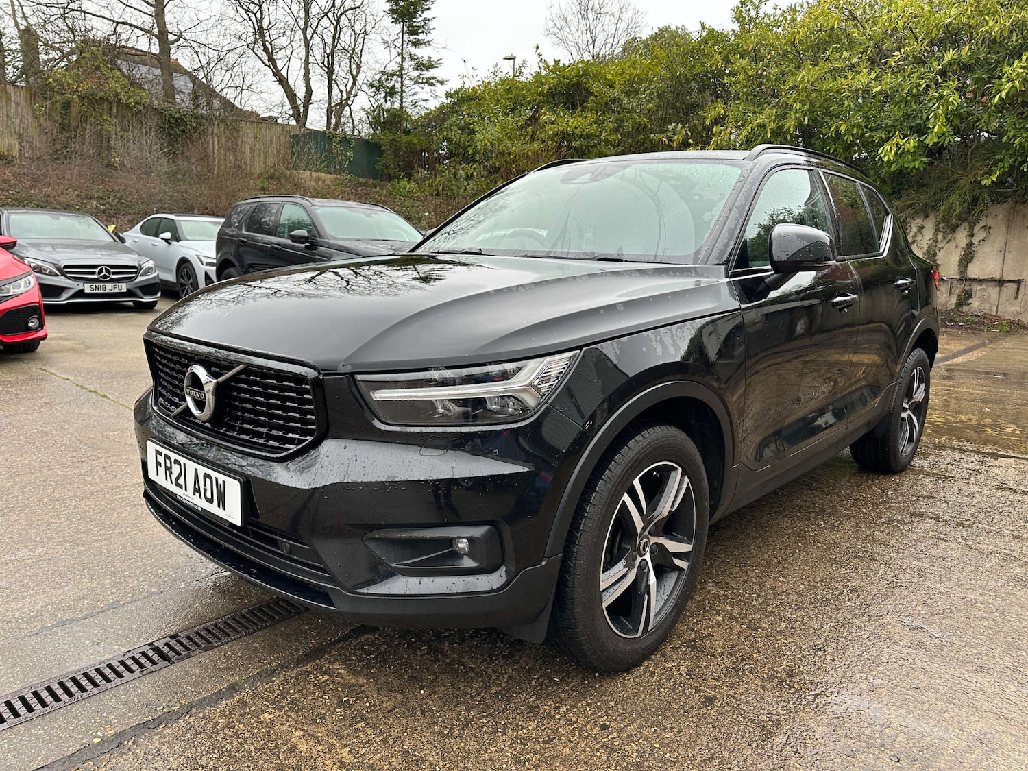 Used Volvo XC40 2021 for sale - 77964823: Photo 2