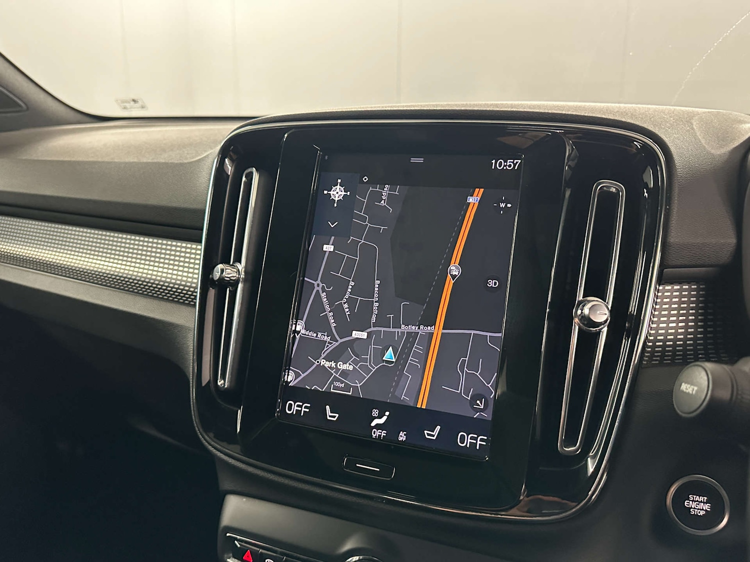 Used Volvo XC40 2018 for sale - 77590783: Photo 3