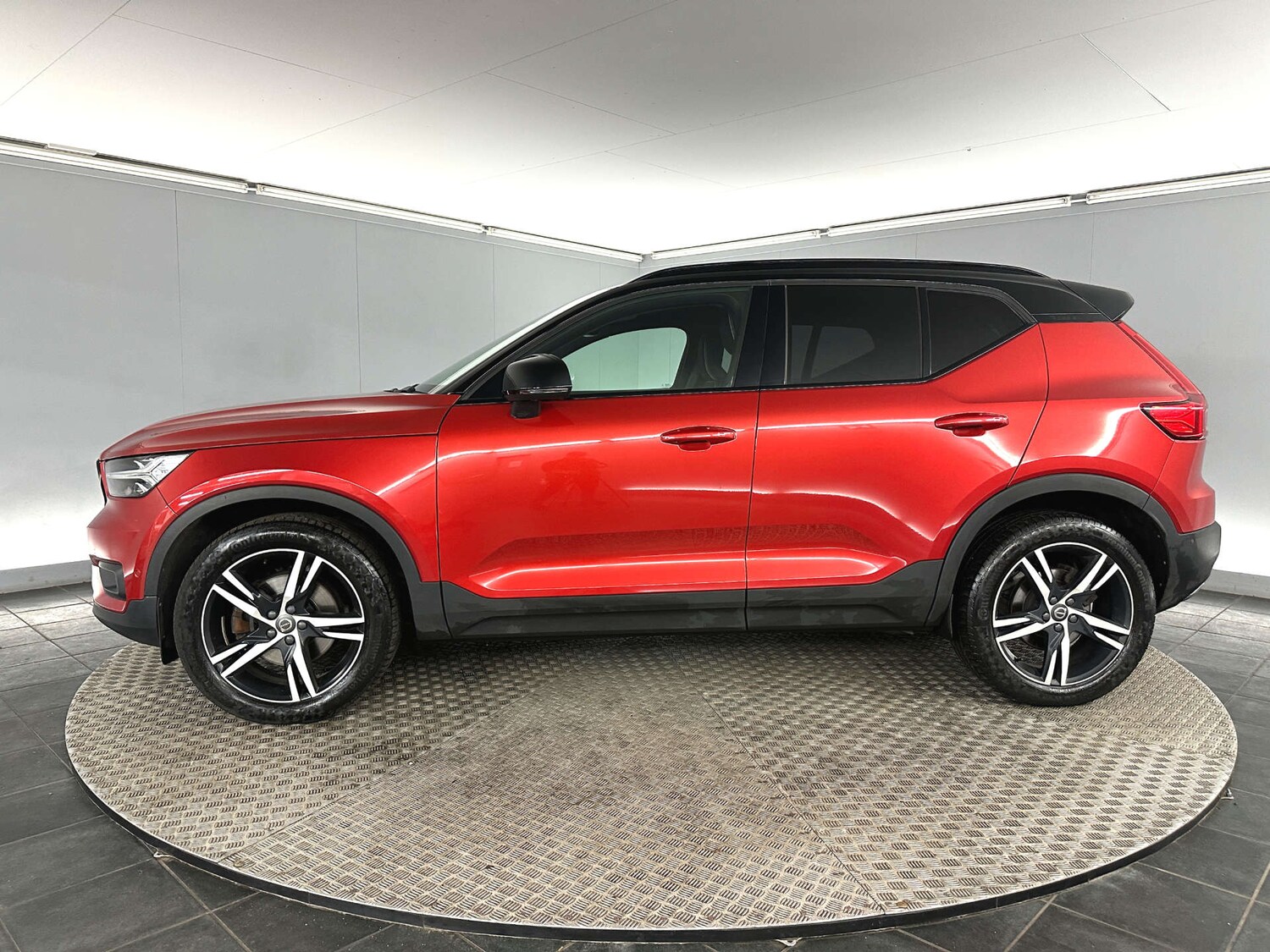 Used Volvo XC40 2018 for sale - 77590783: Photo 7
