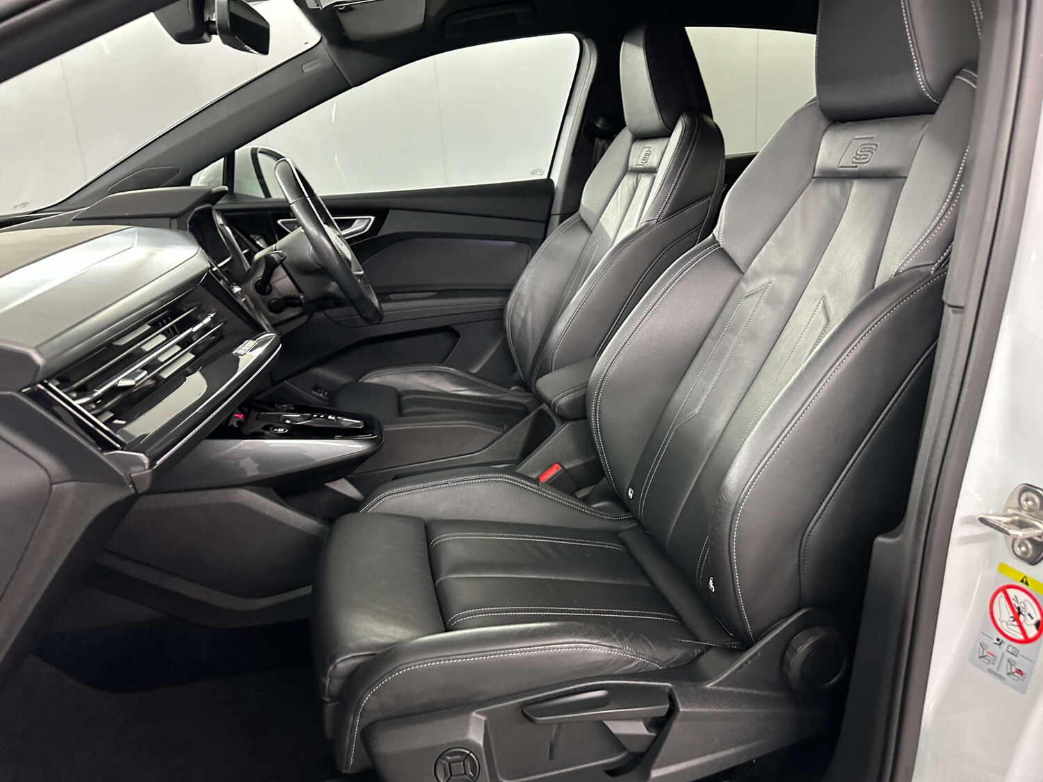 Used Audi Q4 e-tron 2022 for sale - 77590693: Photo 12