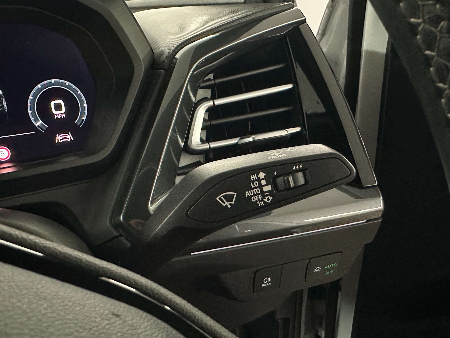 Used Audi Q4 e-tron 2022 for sale - 77590693: Photo 21