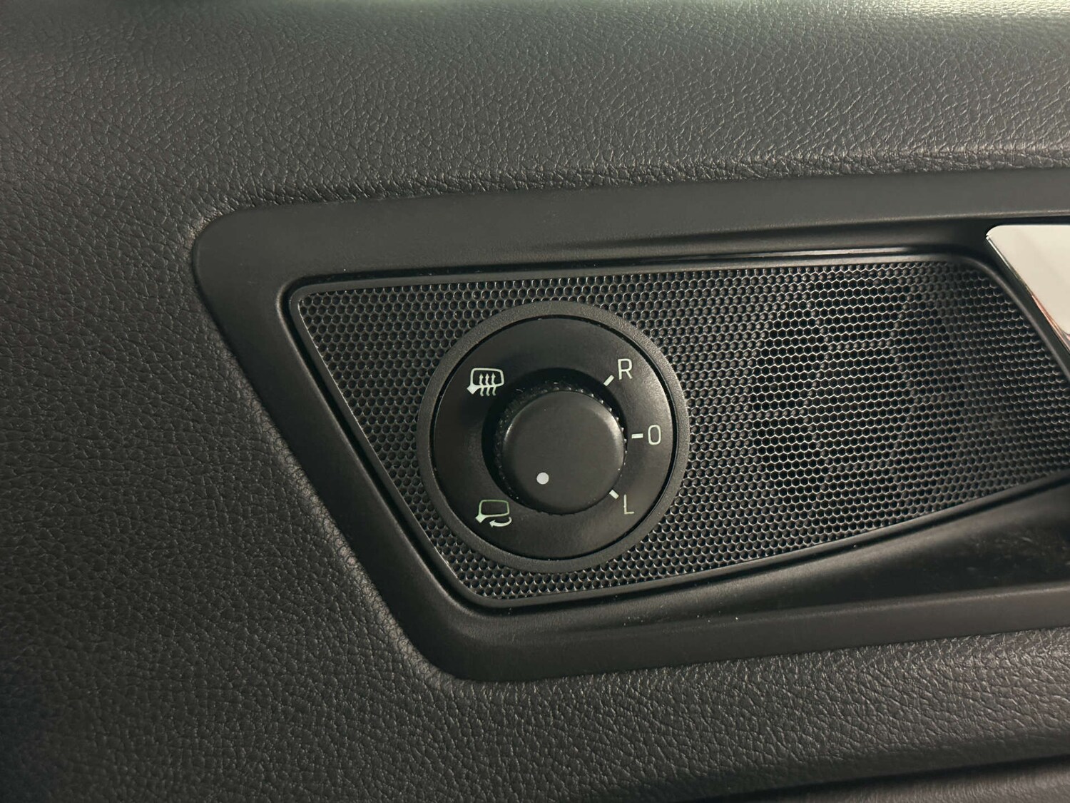 Used Skoda Yeti 2016 for sale - 77590817: Photo 31