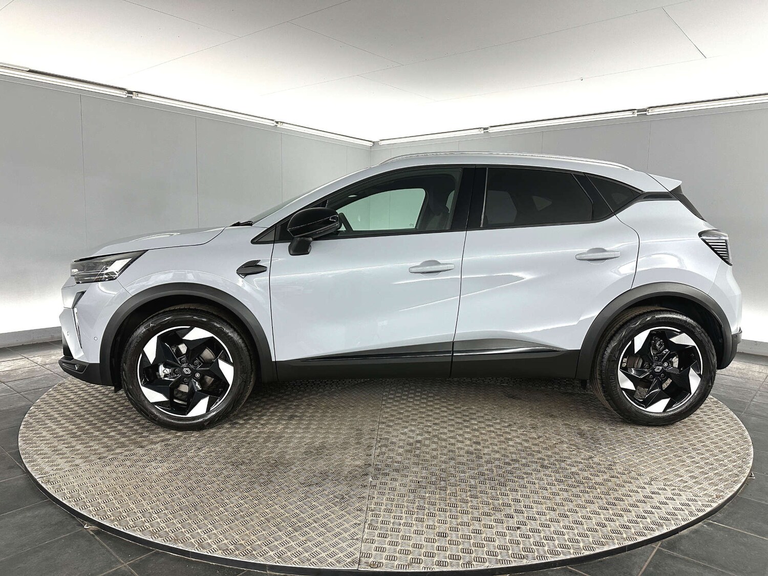 Used Renault Captur 2025 for sale - 77590779: Photo 7