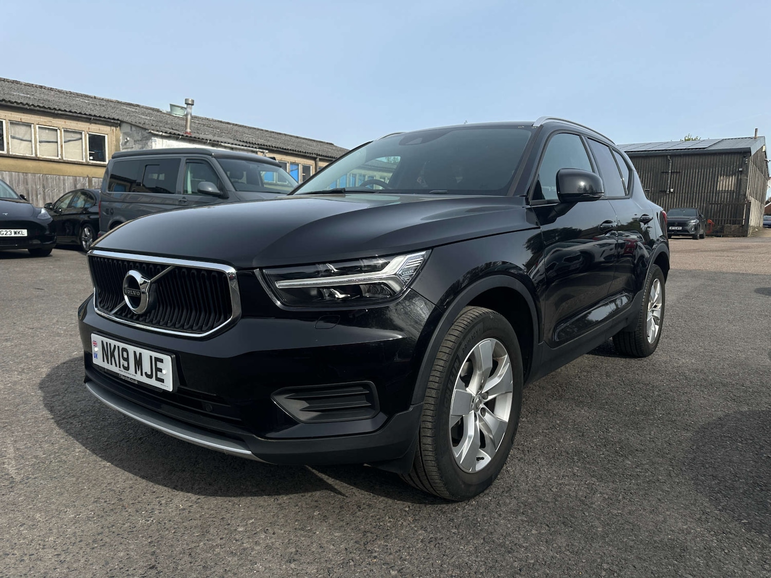 Used Volvo XC40 2019 for sale - 78198788: Photo 2