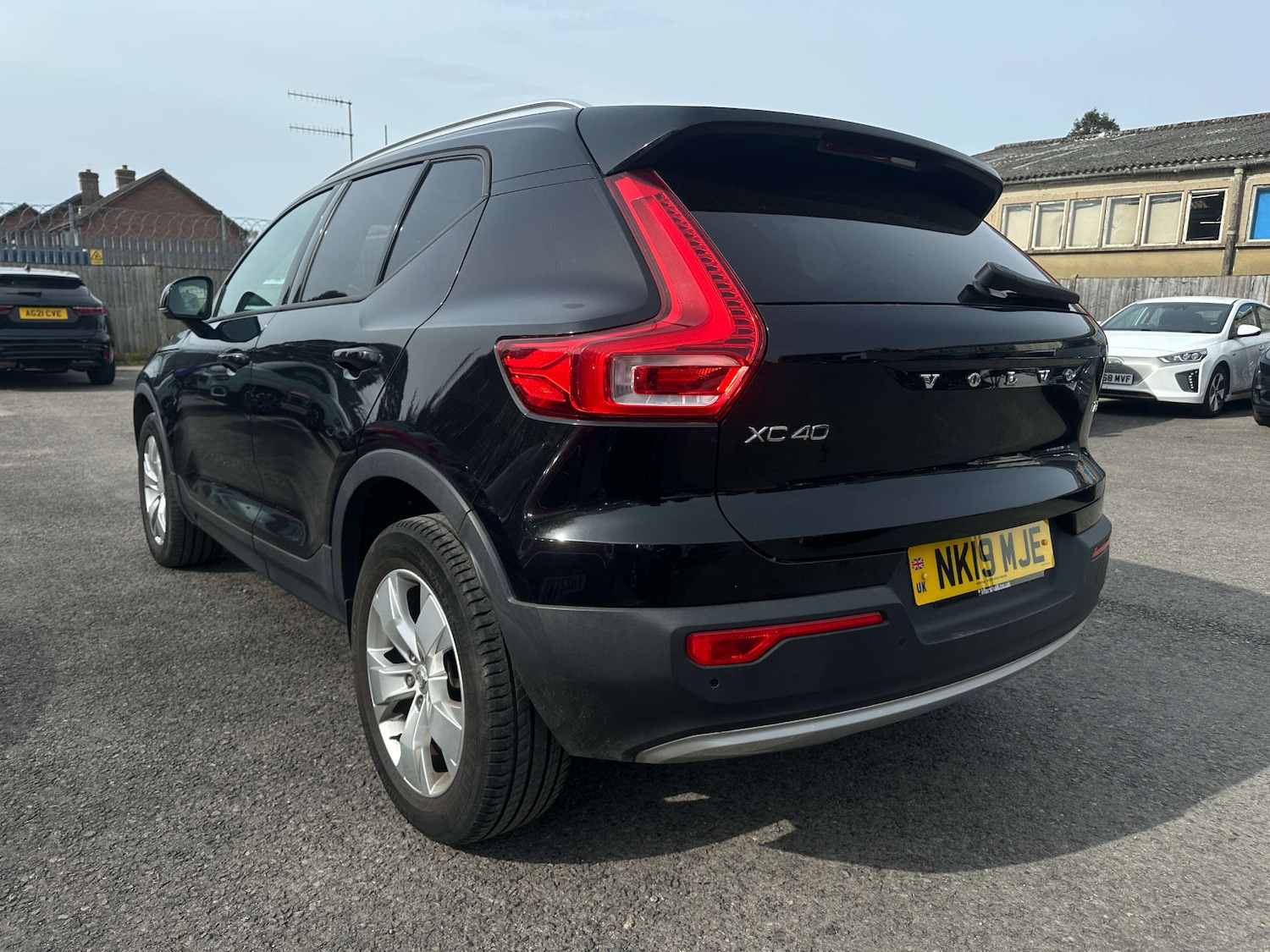 Used Volvo XC40 2019 for sale - 78198788: Photo 3