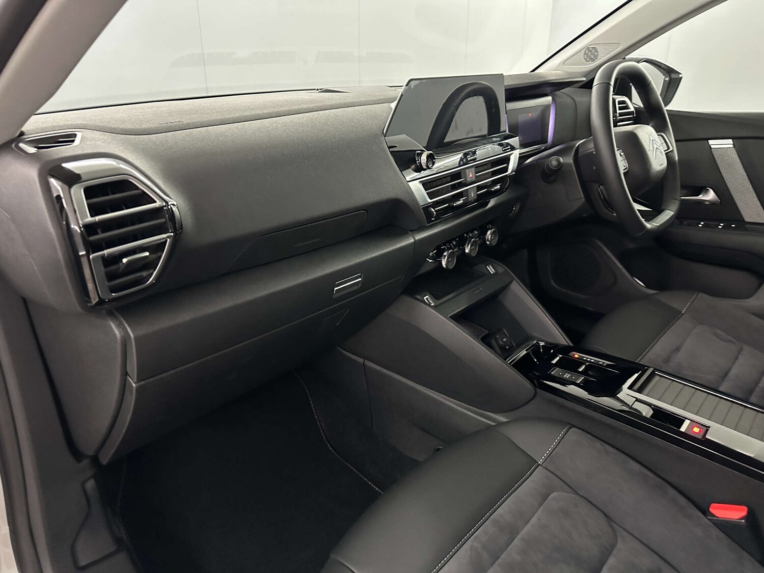 Used Citroen C4 2024 for sale - 77590691: Photo 11