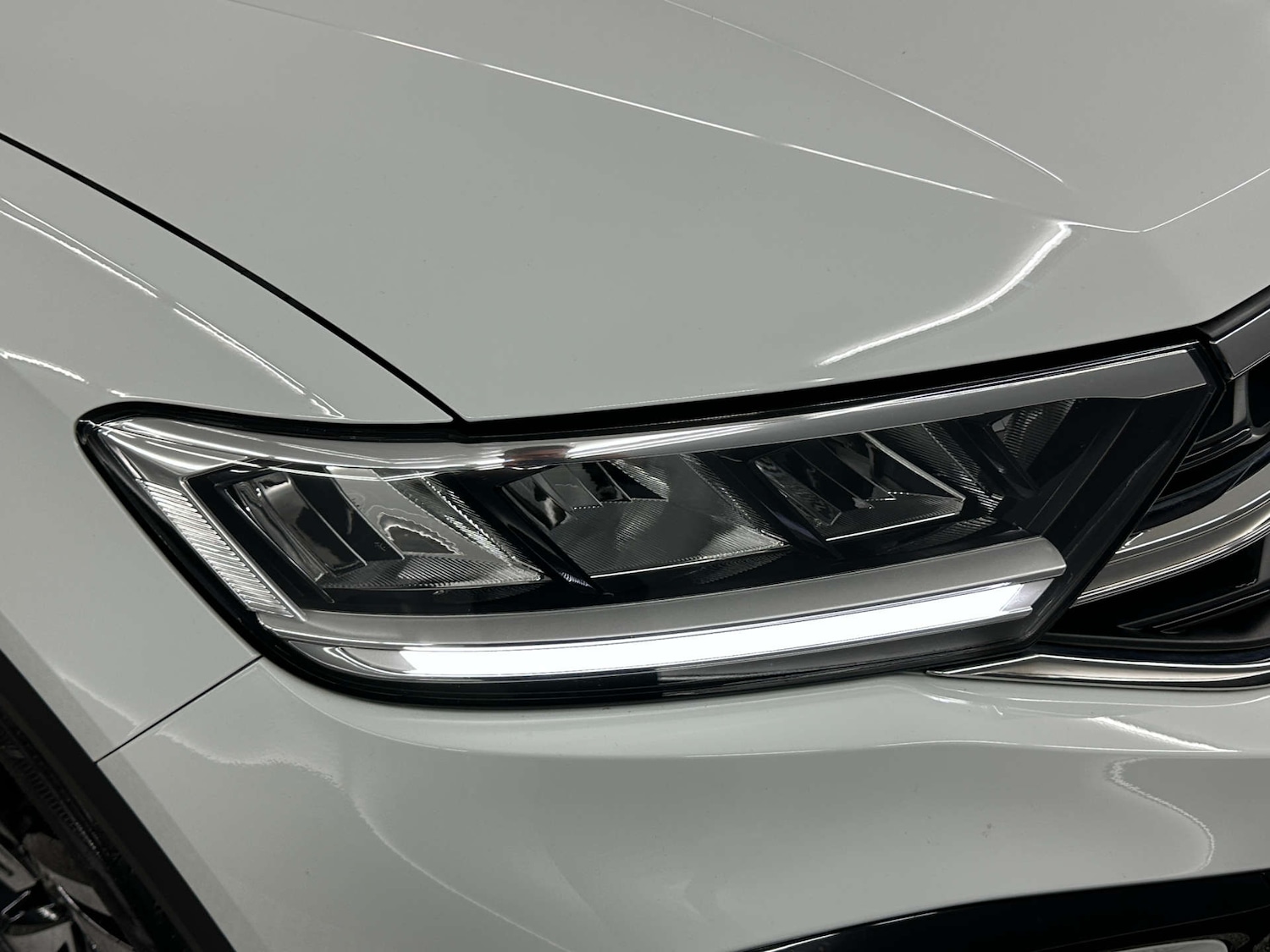 Used Volkswagen T-Roc 2024 for sale - 77590712: Photo 41