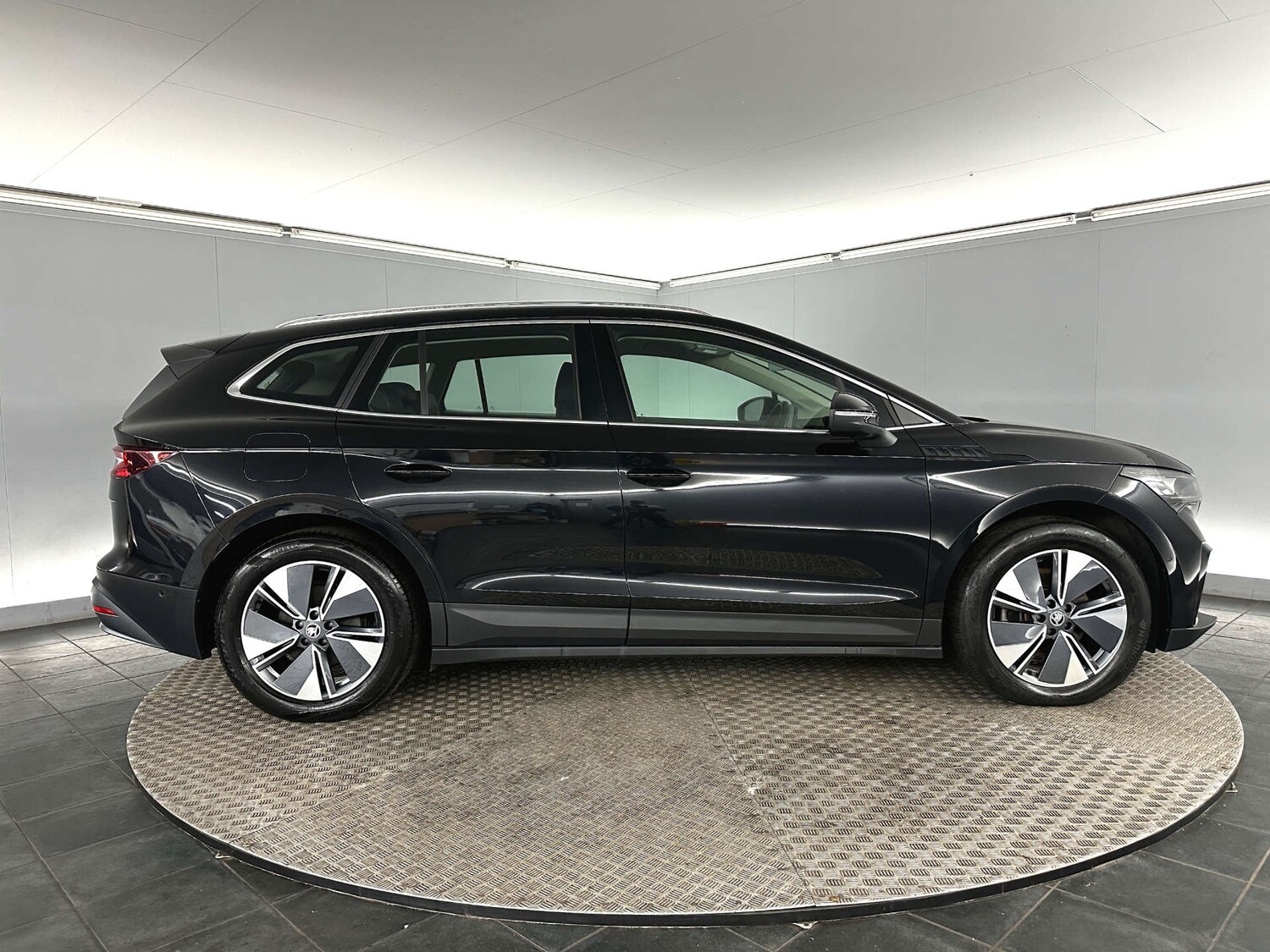 Used Skoda Enyaq 2023 for sale - 77590722: Photo 8