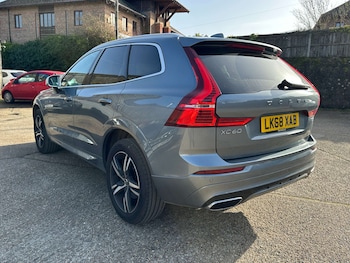 Used Volvo XC60 2018 for sale - 77667826: Photo
