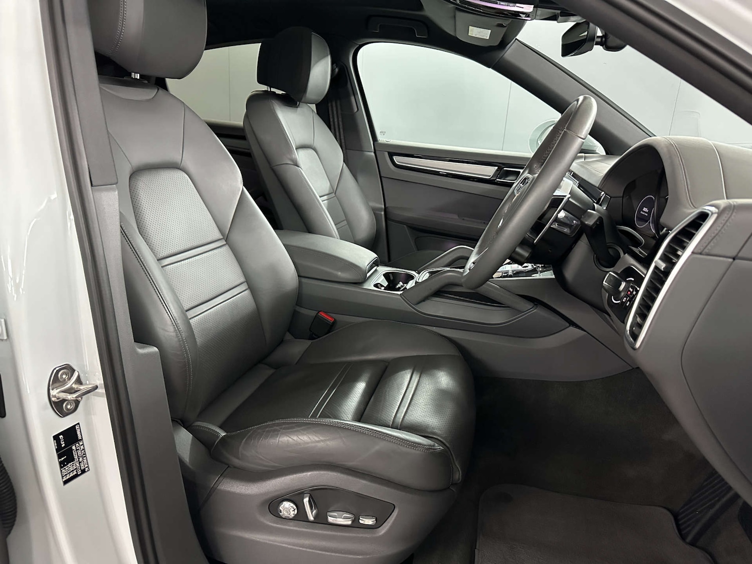 Used Porsche Cayenne 2019 for sale - 77590715: Photo 10