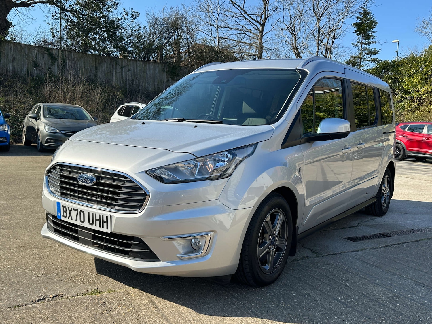 Used Ford Grand Tourneo Connect 2020 for sale - 77950380: Photo 2