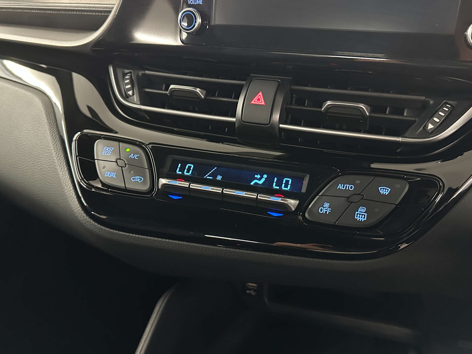 Used Toyota C-HR 2023 for sale - 77759712: Photo 19