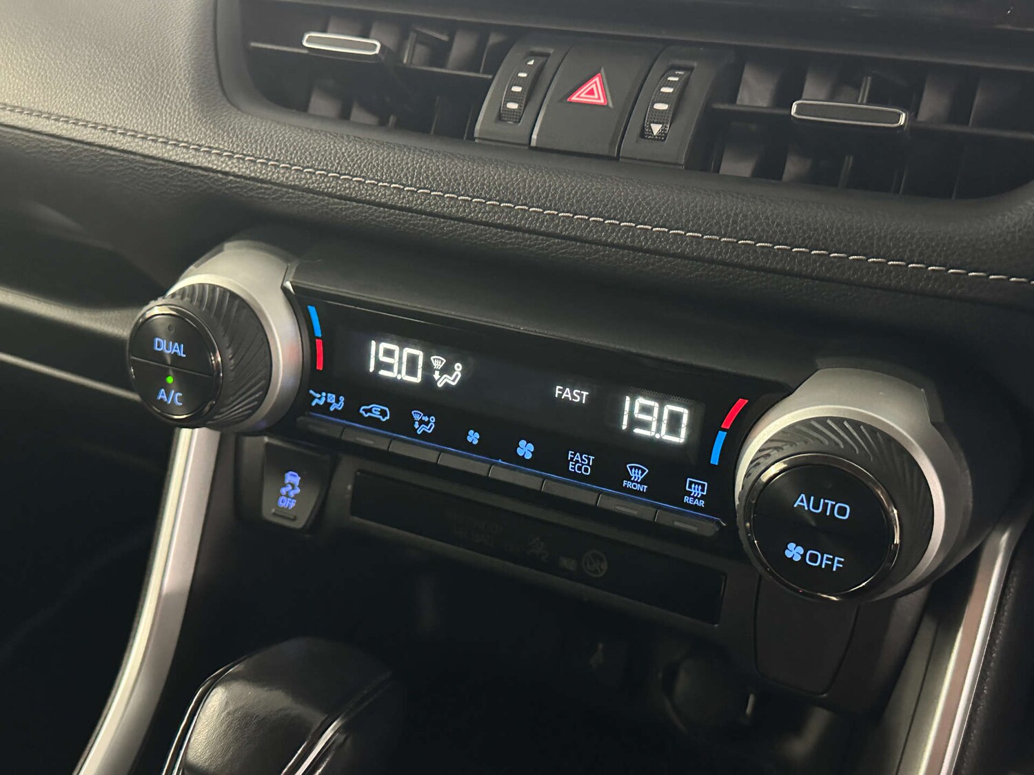 Used Toyota RAV4 2021 for sale - 77590789: Photo 26