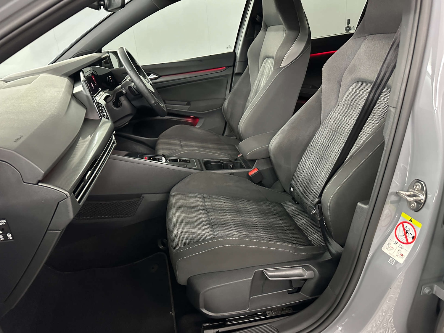 Used Volkswagen Golf 2021 for sale - 77590743: Photo 12