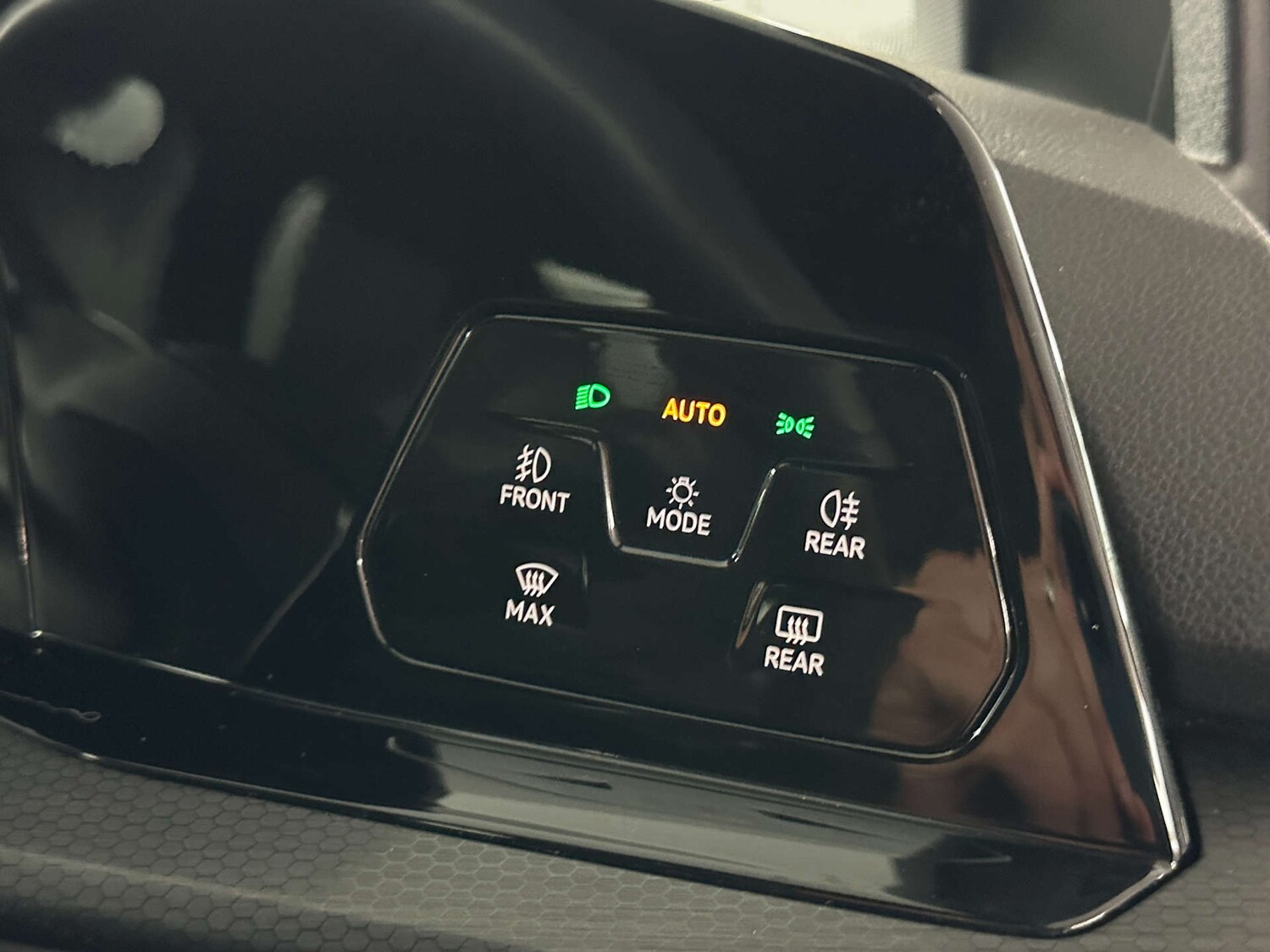 Used Volkswagen Golf 2021 for sale - 77590743: Photo 20