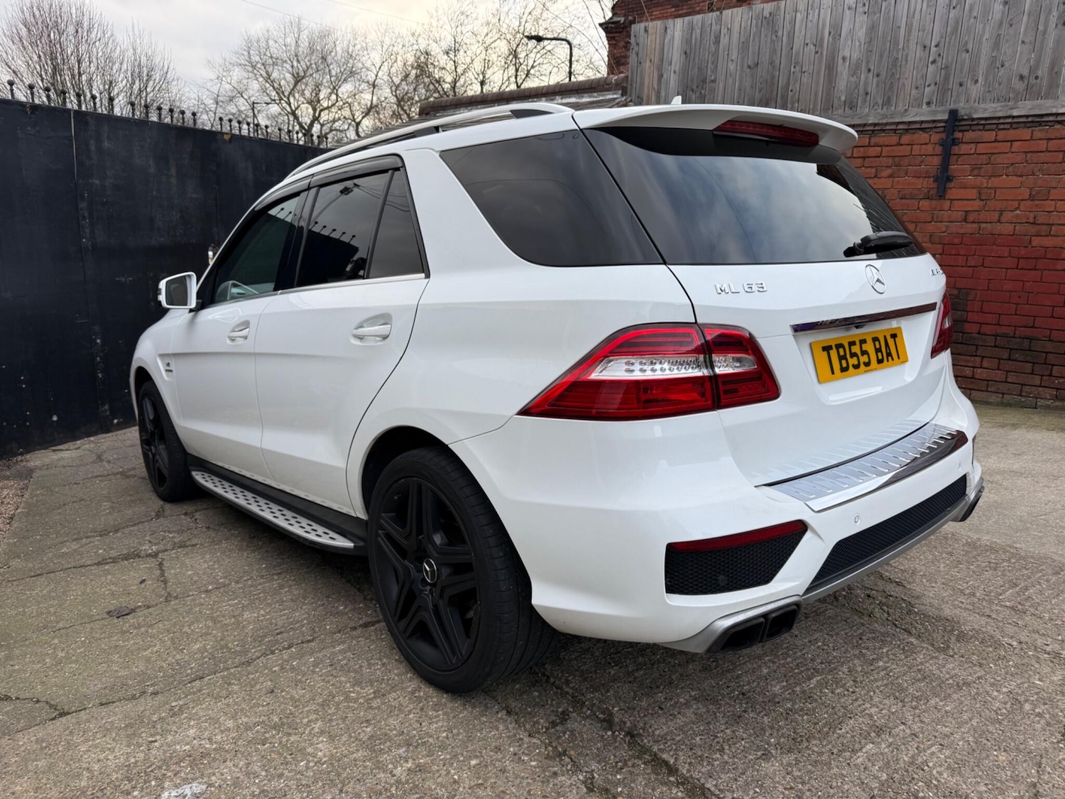 Used Mercedes-Benz M Class for sale - 77670418: Photo 4