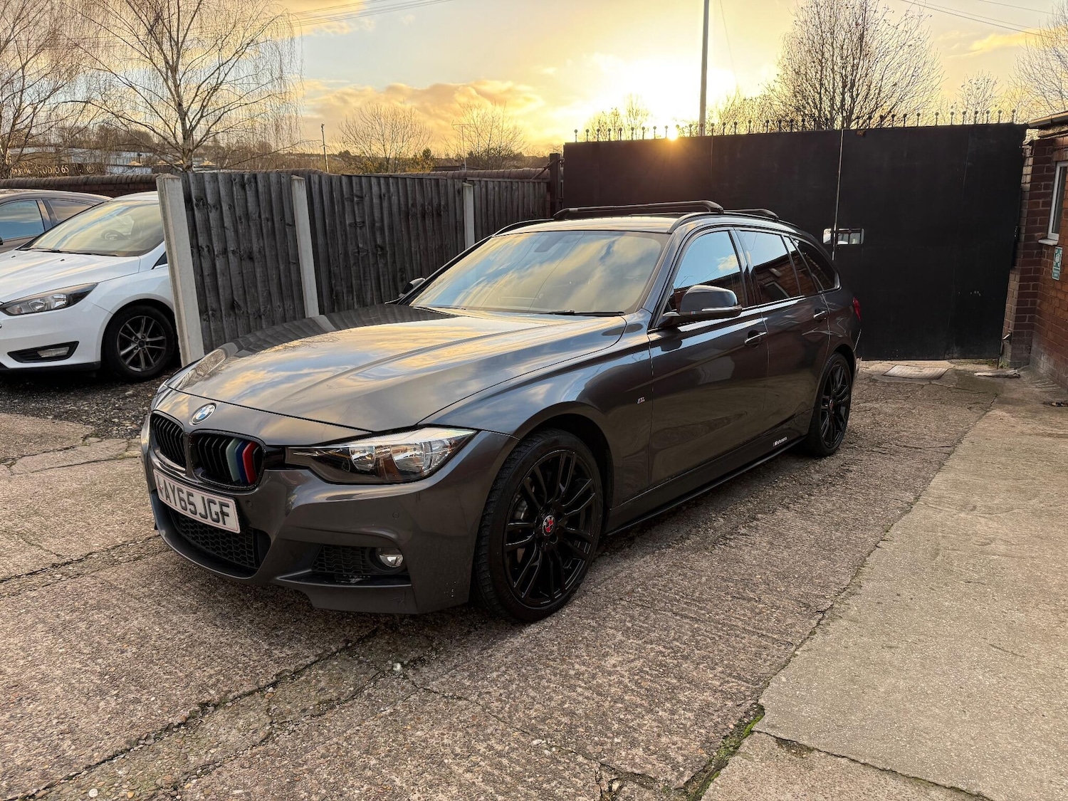 Used BMW 3 Series 2015 for sale - 76898974: Photo 3