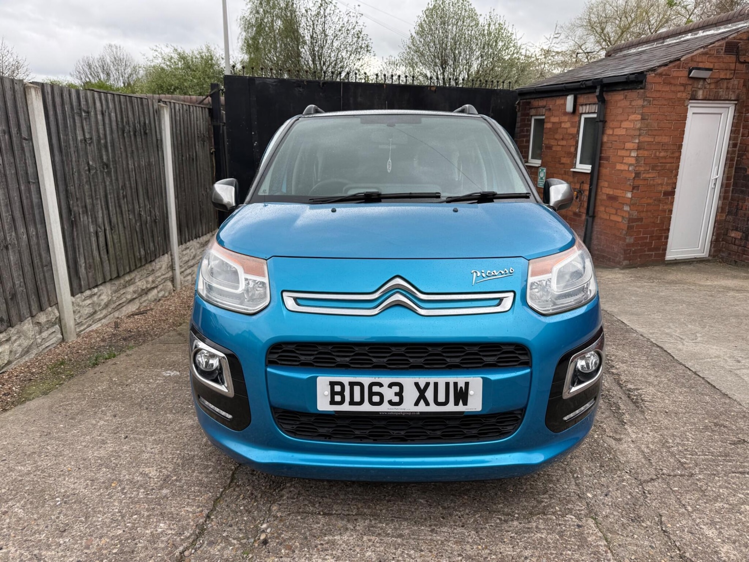 Used Citroen C3 Picasso 2013 for sale - 78184270: Photo 2