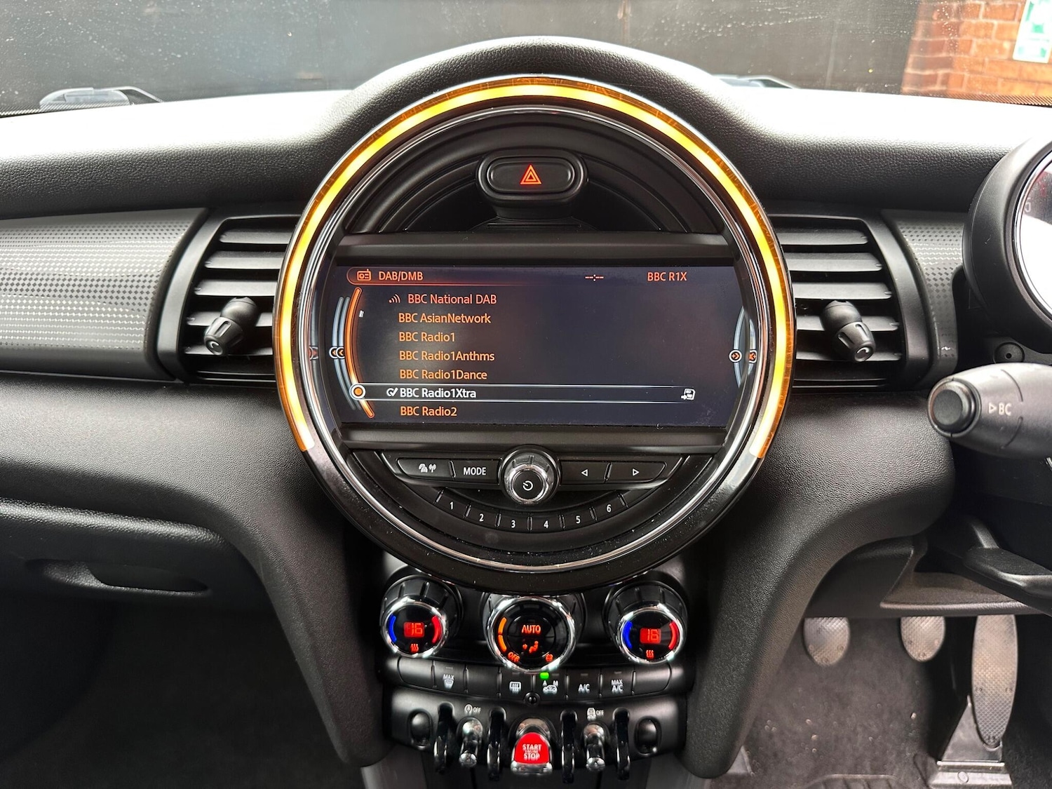 Used MINI Hatch 2015 for sale - 76988679: Photo 19