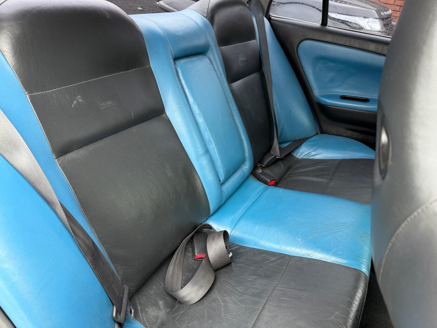 Used Mitsubishi Lancer 2001 for sale - 76200121: Photo 10