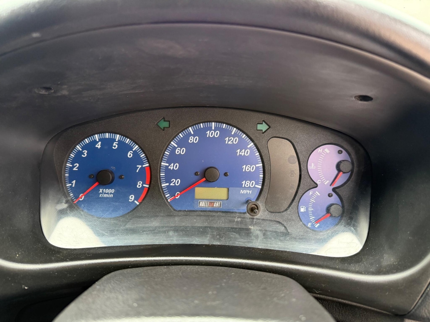 Used Mitsubishi Lancer 2001 for sale - 76200121: Photo 12