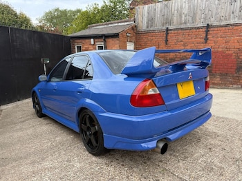 Used Mitsubishi Lancer 2001 for sale - 76200121: Photo