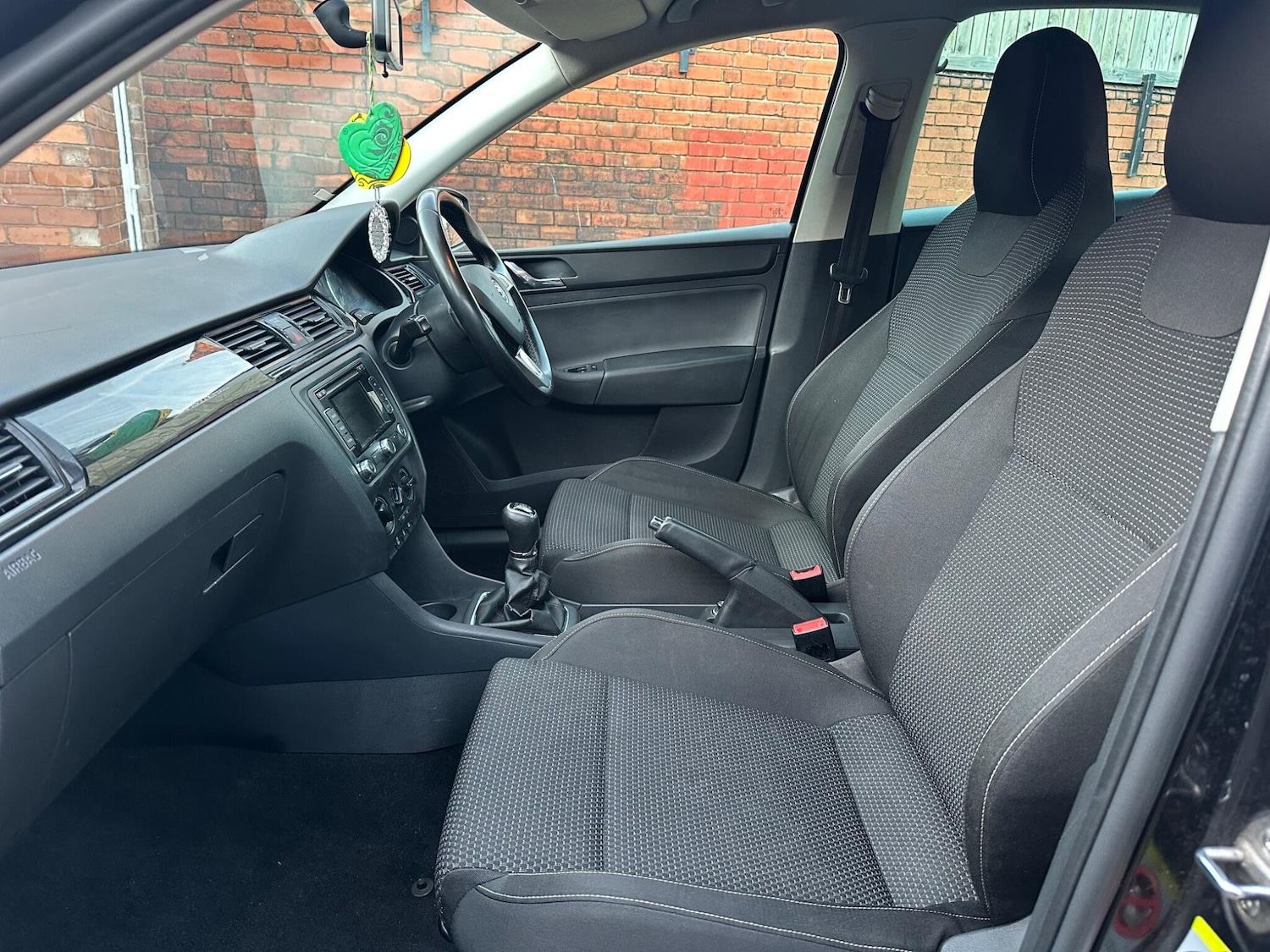 Used Skoda Rapid 2014 for sale - 77143938: Photo 10