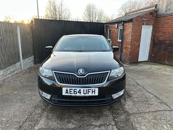 Used Skoda Rapid 2014 for sale - 77143938: Photo