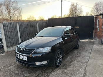Used Skoda Rapid 2014 for sale - 77143938: Photo